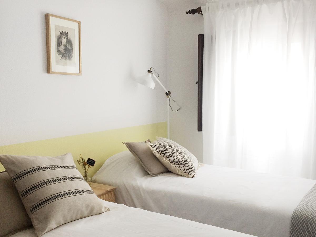 Foral Guest House - โอบิดอส ภายนอก รูปภาพ